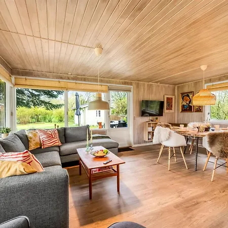 Nelina - 950m To The Fjord By Interhome Hemmet