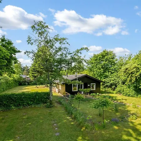 Nelina - 950m To The Fjord By Interhome * Hemmet